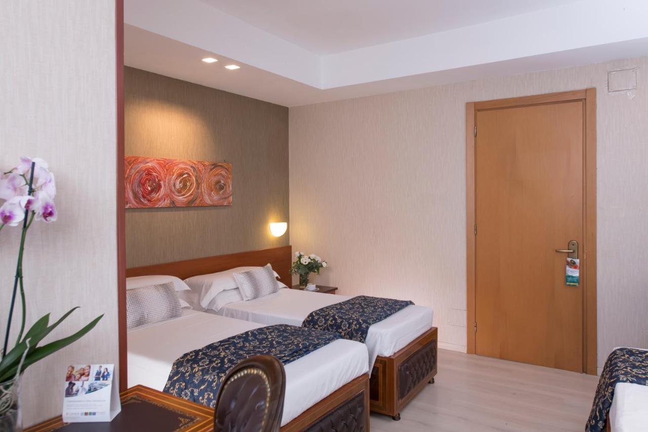 Quality Hotel Rouge Et Noir Rome Exterior photo
